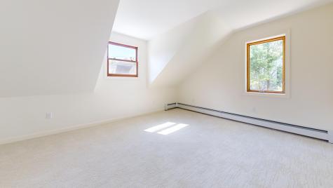 14 Pond Street Orono ME 04473