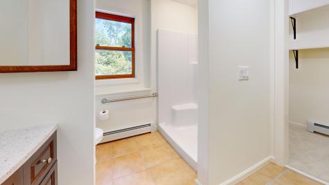 14 Pond Street Orono ME 04473