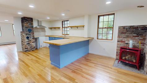 14 Pond Street Orono ME 04473
