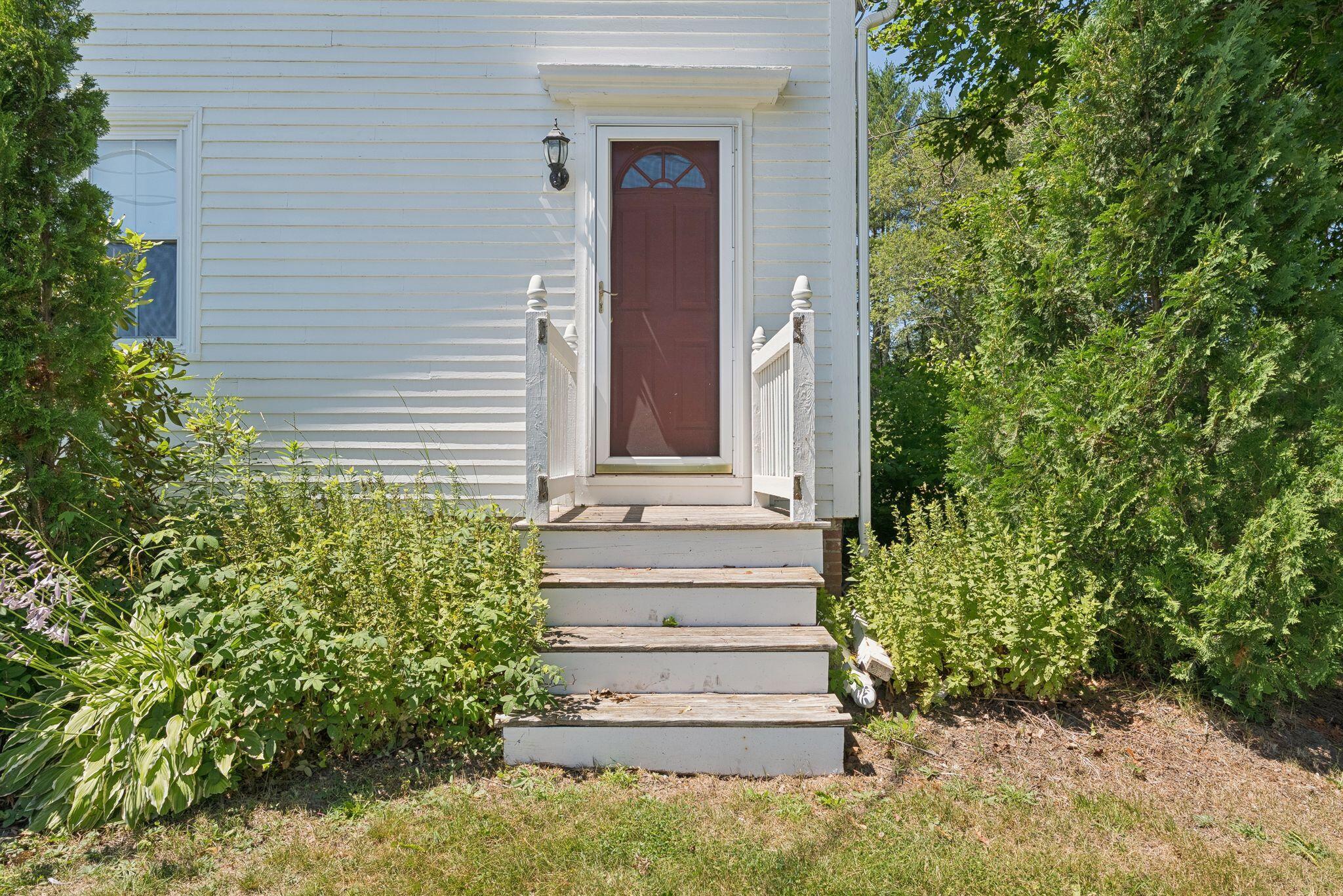 464 Gray Road Falmouth ME 04105