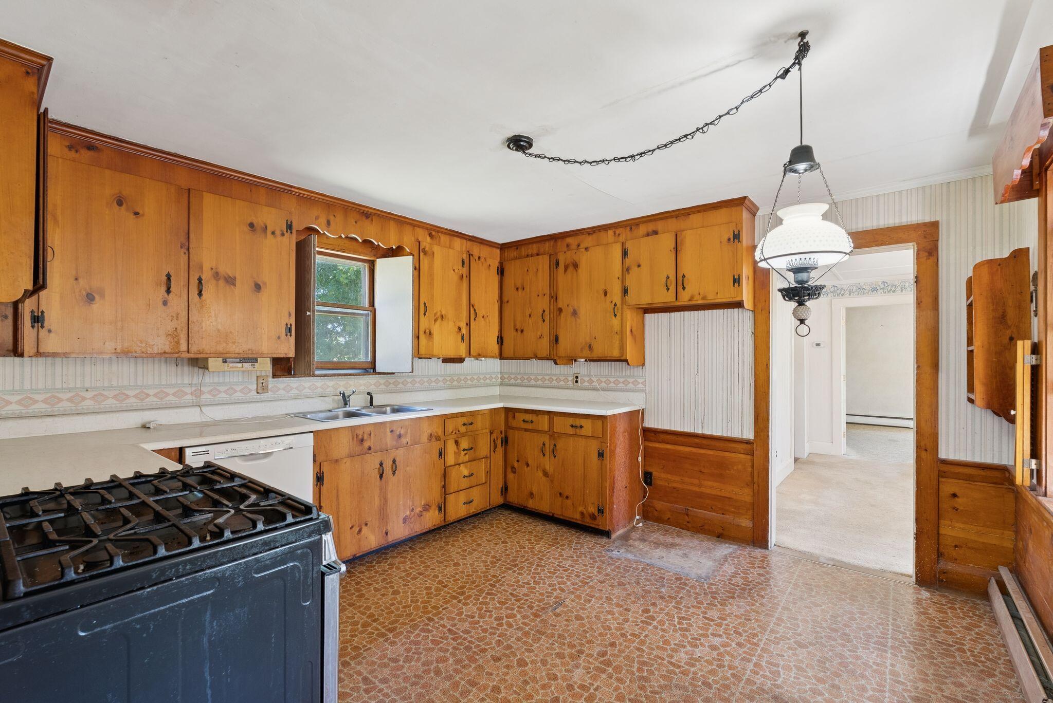 464 Gray Road Falmouth ME 04105