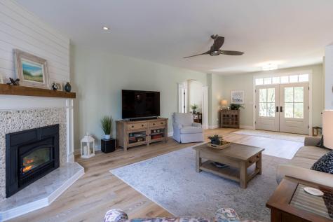 17 Lilac Lane Yarmouth ME 04096