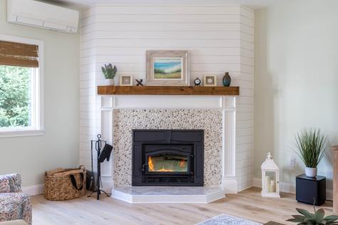 17 Lilac Lane Yarmouth ME 04096