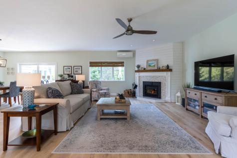 17 Lilac Lane Yarmouth ME 04096