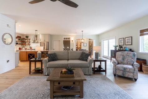 17 Lilac Lane Yarmouth ME 04096