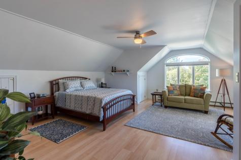 17 Lilac Lane Yarmouth ME 04096