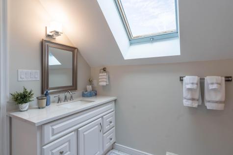 17 Lilac Lane Yarmouth ME 04096