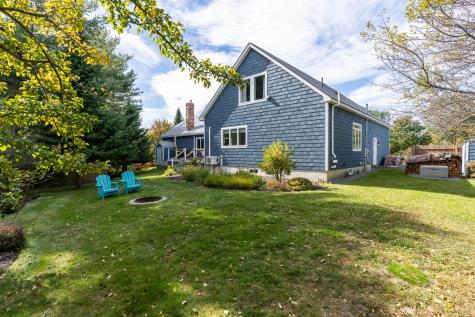 17 Lilac Lane Yarmouth ME 04096