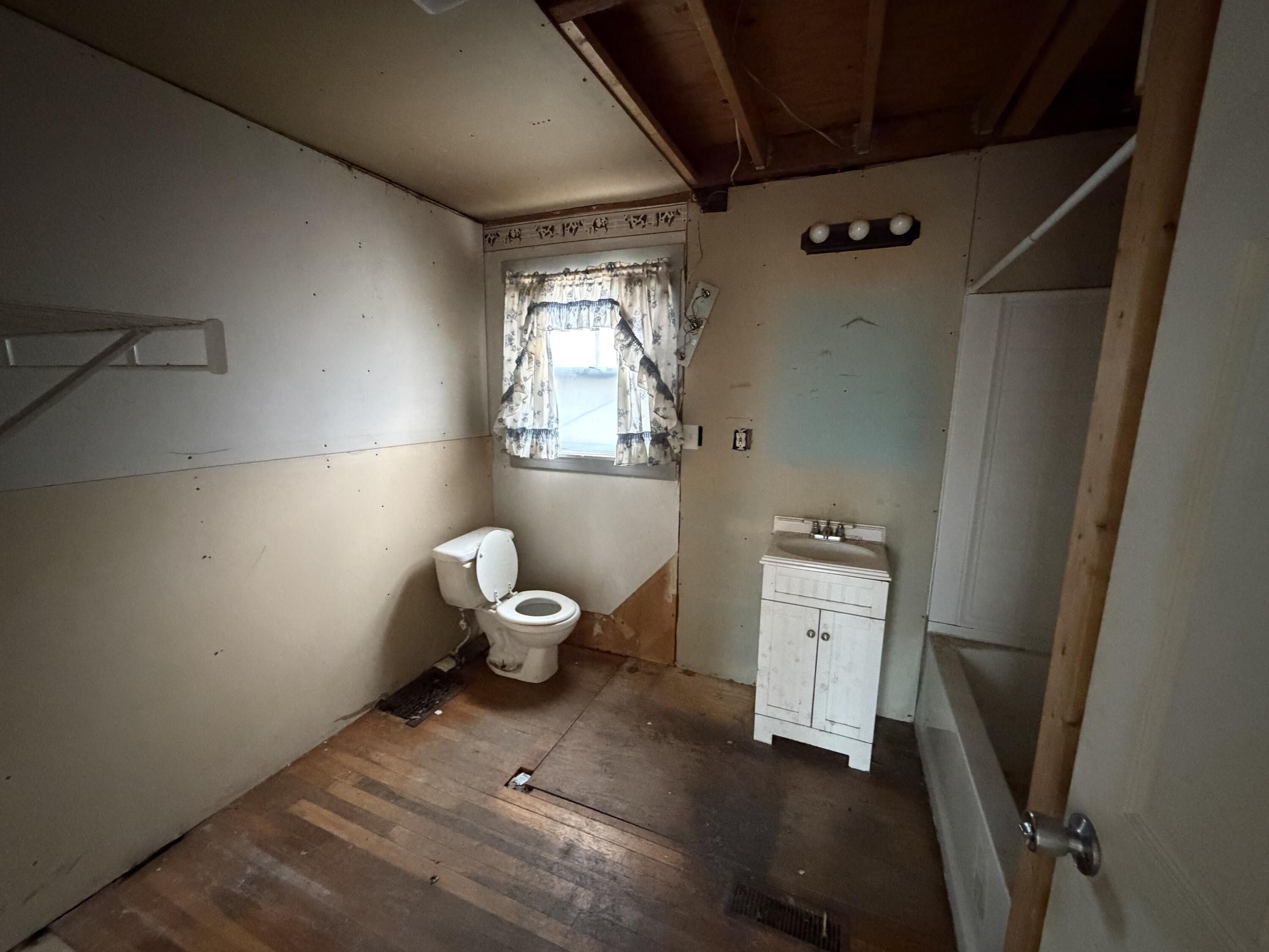 11 Houston Lane Brewer ME 04412