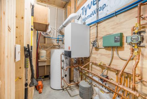 1957 Dixmont Road Etna ME 04434