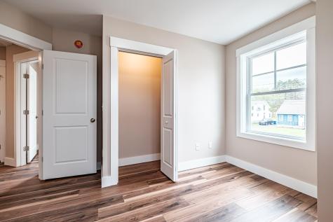 18 Green Street Westbrook ME 04092