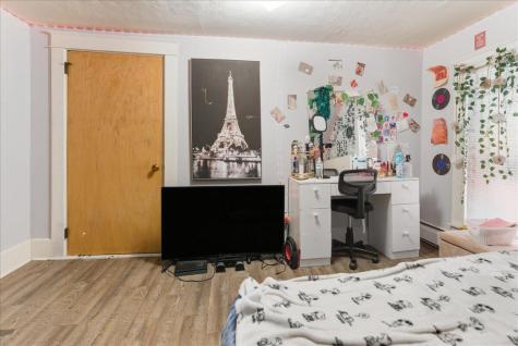 1648 Main Street Lewiston ME 04240