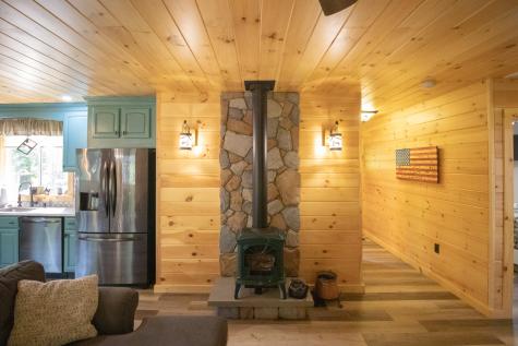 137 Maplewood Drive Naples ME 04055