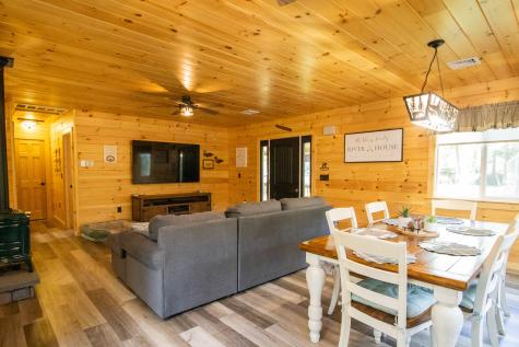 137 Maplewood Drive Naples ME 04055