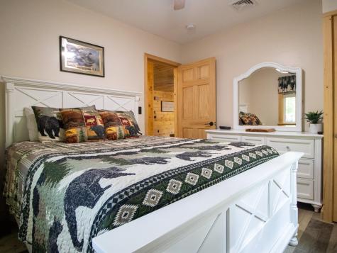 137 Maplewood Drive Naples ME 04055