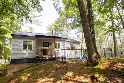 137 Maplewood Drive Naples ME 04055