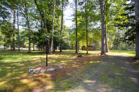 137 Maplewood Drive Naples ME 04055