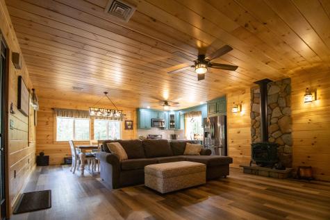 137 Maplewood Drive Naples ME 04055