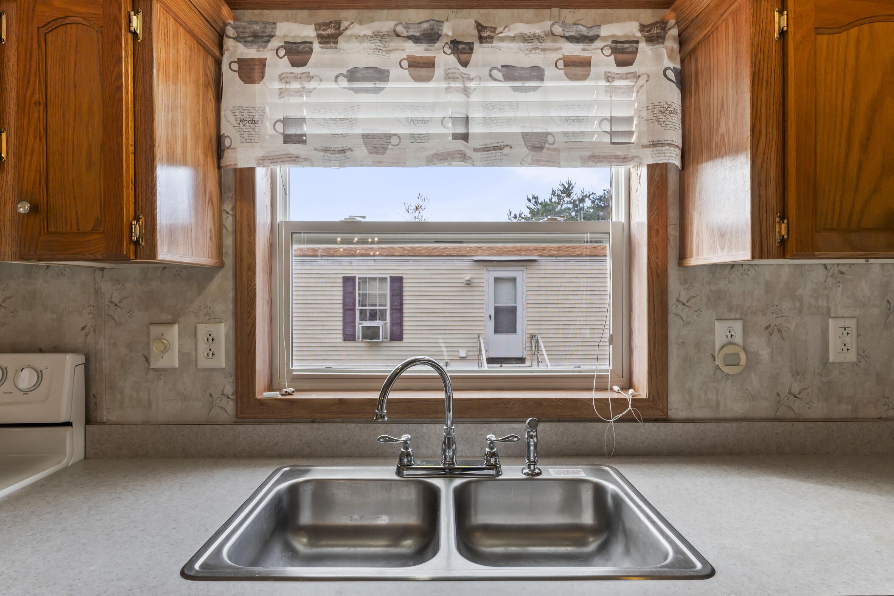 18 Terrace View Sabattus ME 04280