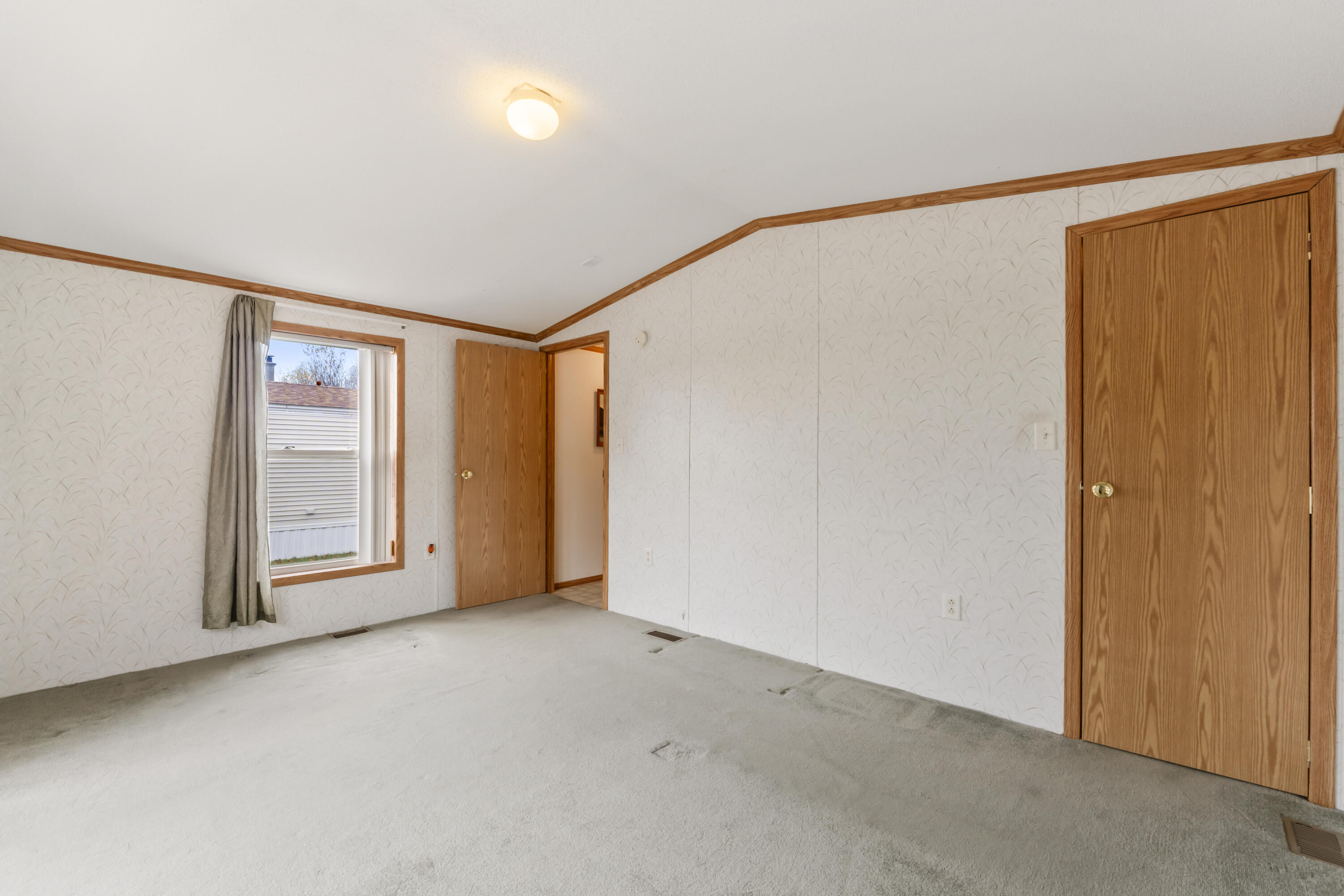 18 Terrace View Sabattus ME 04280