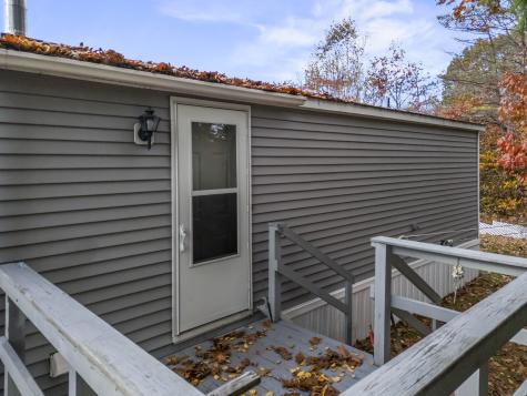 18 Terrace View Sabattus ME 04280