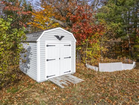 18 Terrace View Sabattus ME 04280