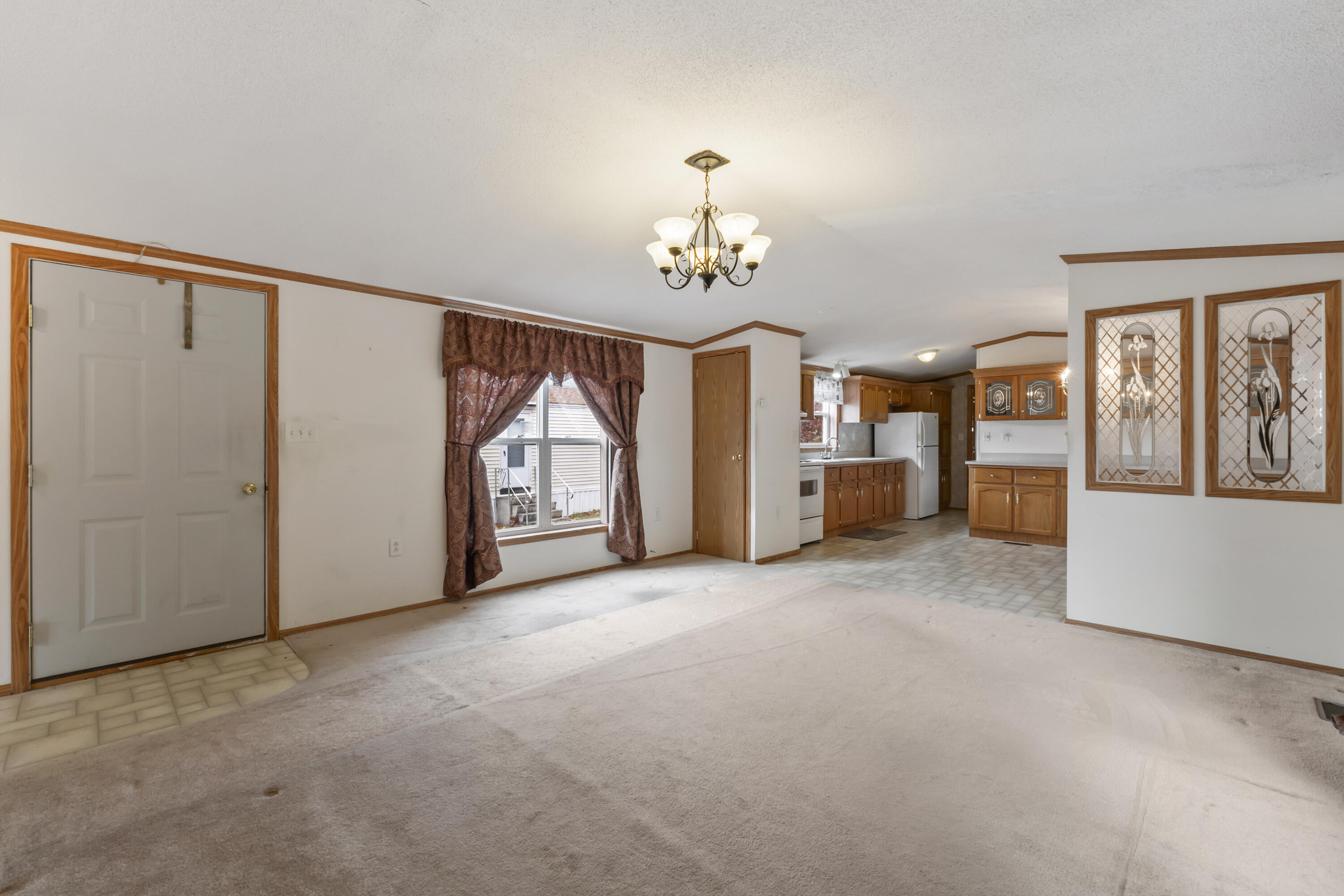 18 Terrace View Sabattus ME 04280