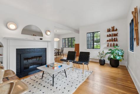 31 Forest Road Cape Elizabeth ME 04107