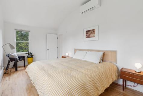 31 Forest Road Cape Elizabeth ME 04107