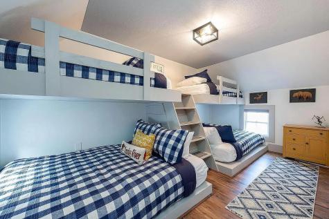 62 Main Street Bethel ME 04217