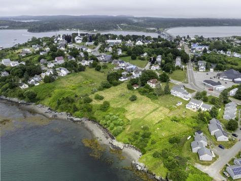 95 Main Street Lubec ME 04652