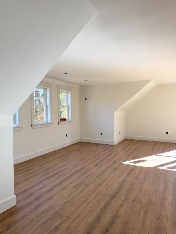 1044 Ossipee Trail W Standish ME 04084