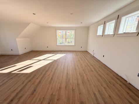 1044 Ossipee Trail W Standish ME 04084