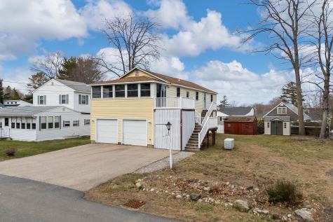 16 Oceanside Avenue E York ME 03909