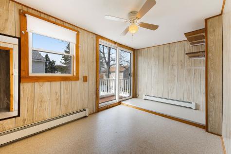 16 Oceanside Avenue E York ME 03909