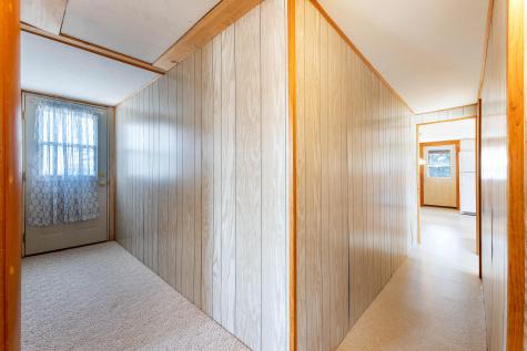 16 Oceanside Avenue E York ME 03909