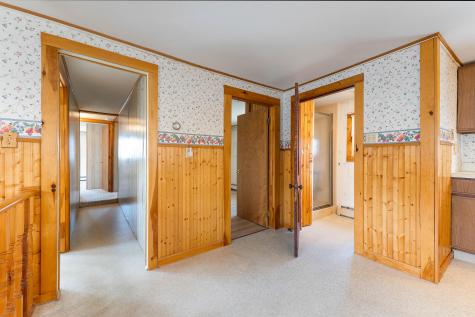 16 Oceanside Avenue E York ME 03909