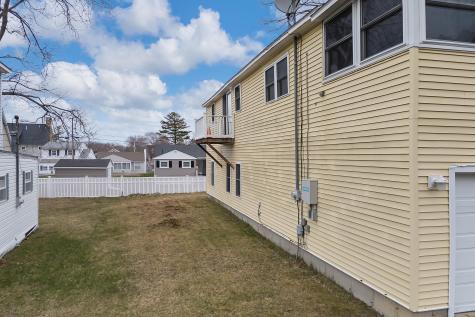16 Oceanside Avenue E York ME 03909