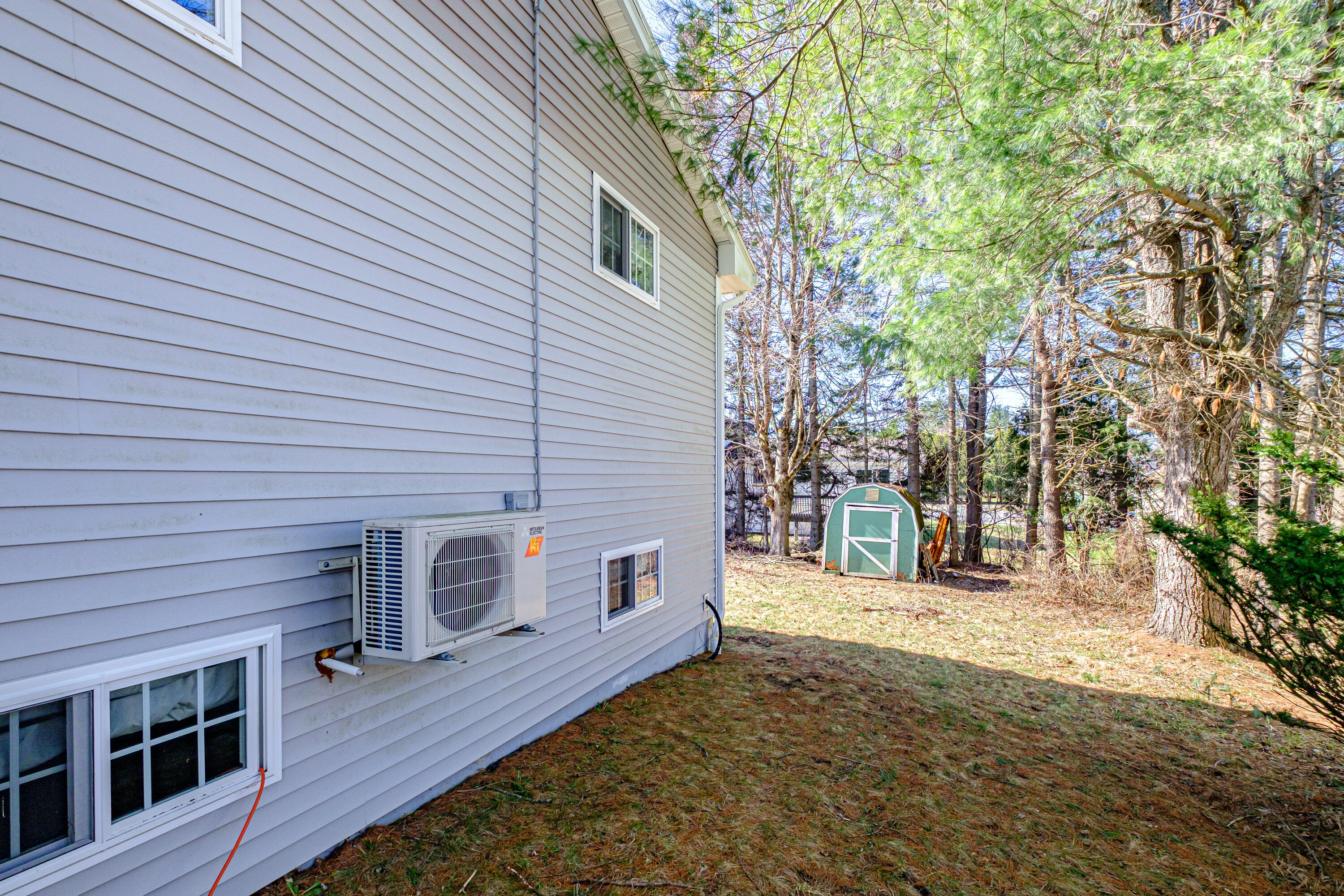 4 Sheffield Avenue Lewiston ME 04240