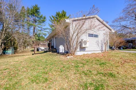 4 Sheffield Avenue Lewiston ME 04240