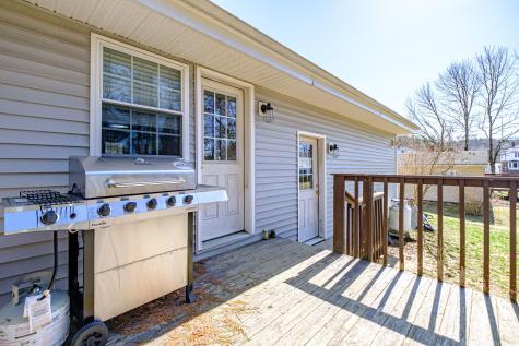 4 Sheffield Avenue Lewiston ME 04240