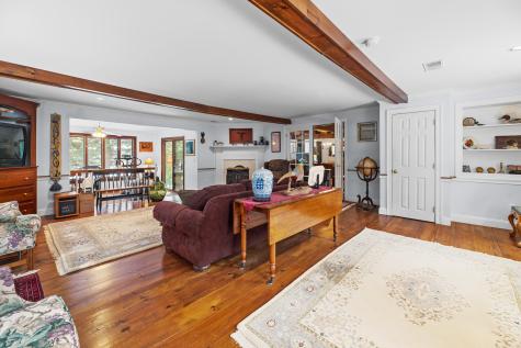 542 Hanson Road China ME 04358