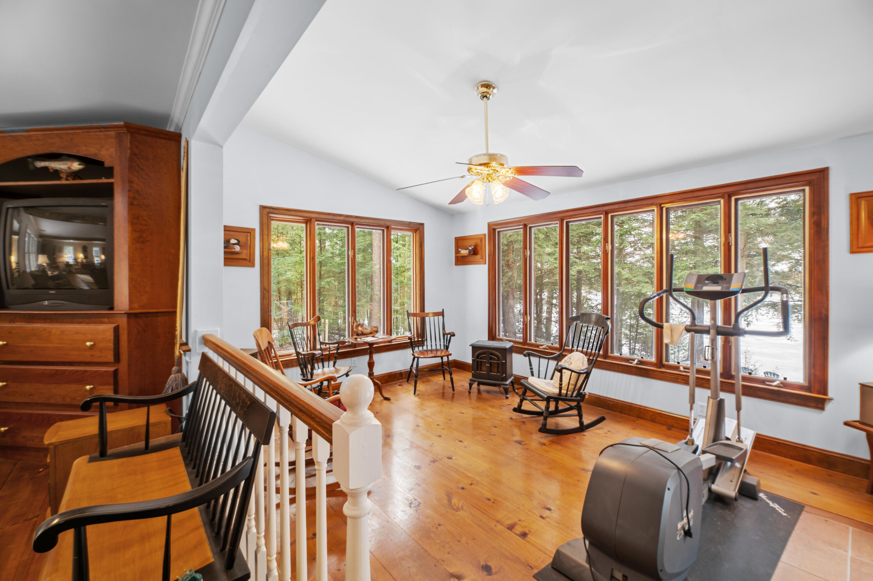 542 Hanson Road China ME 04358