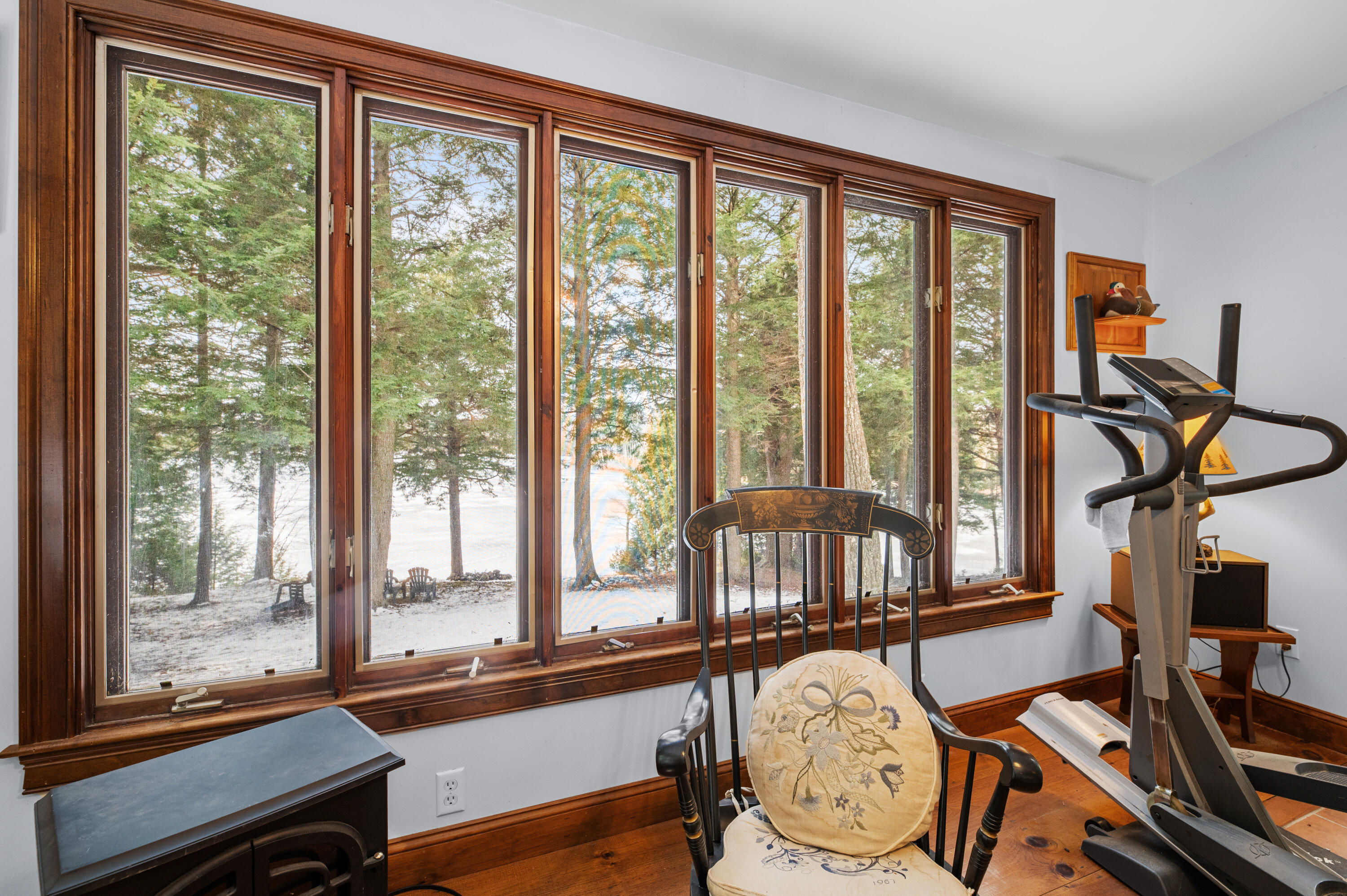 542 Hanson Road China ME 04358