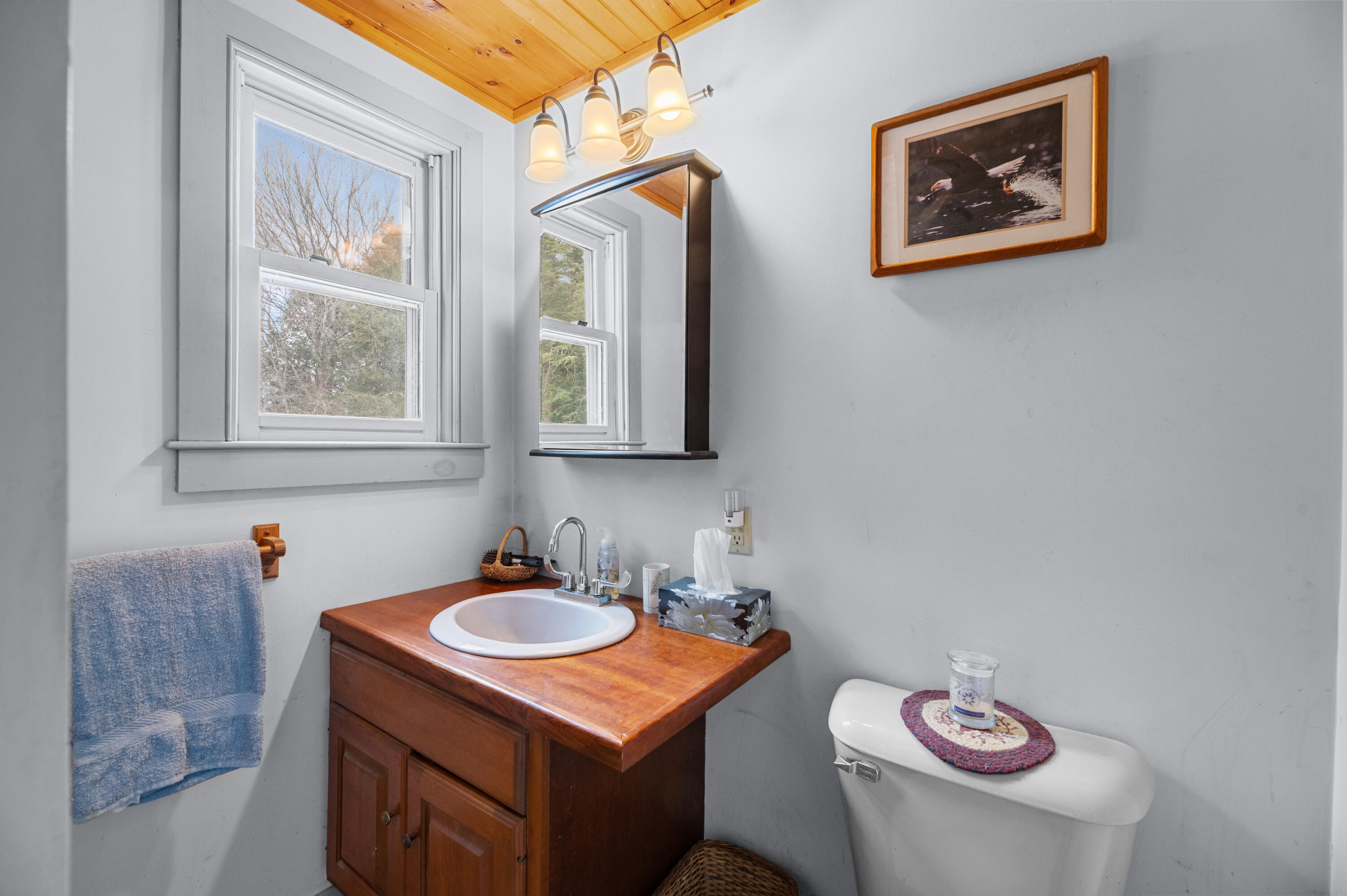 542 Hanson Road China ME 04358