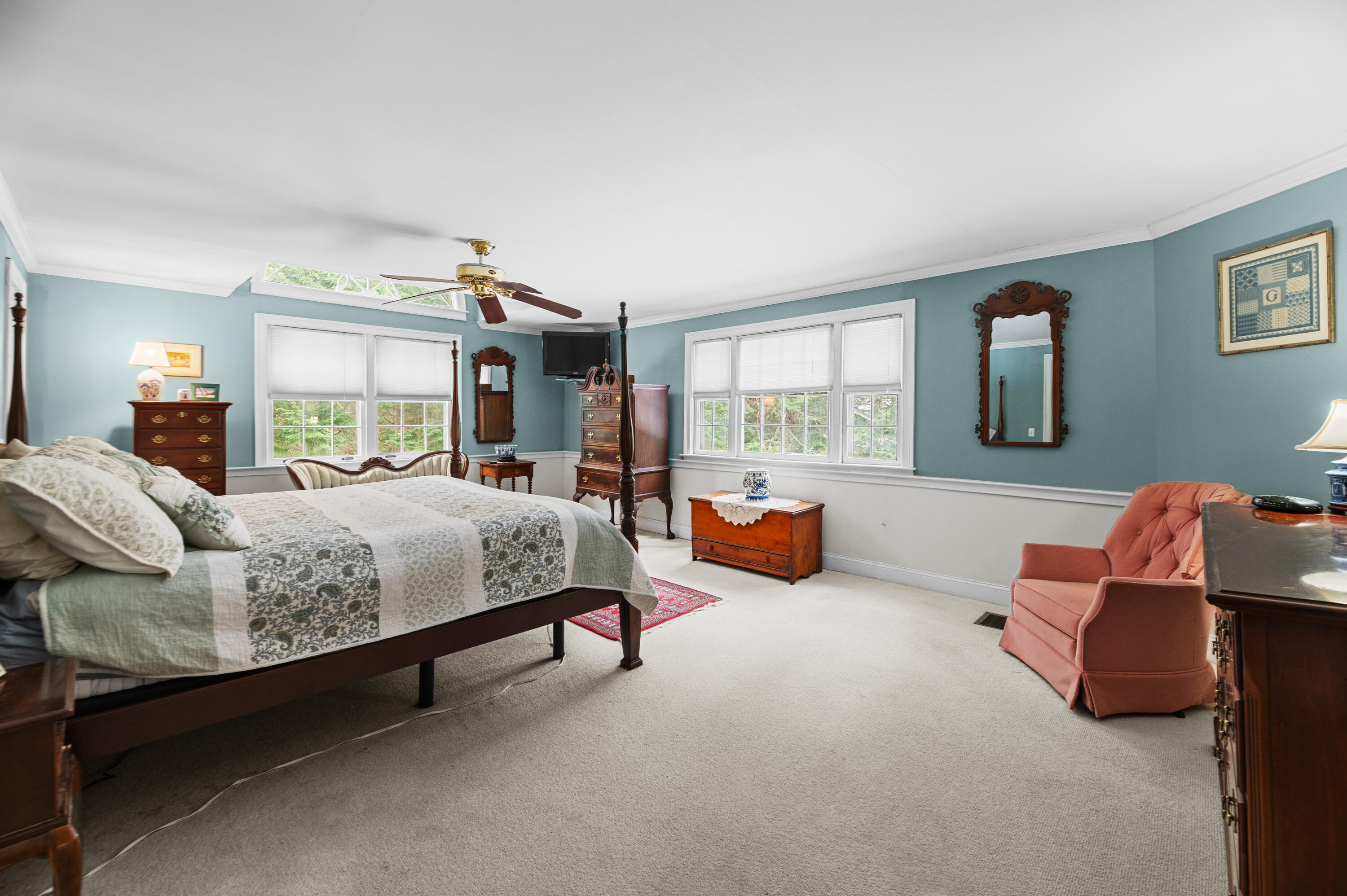 542 Hanson Road China ME 04358