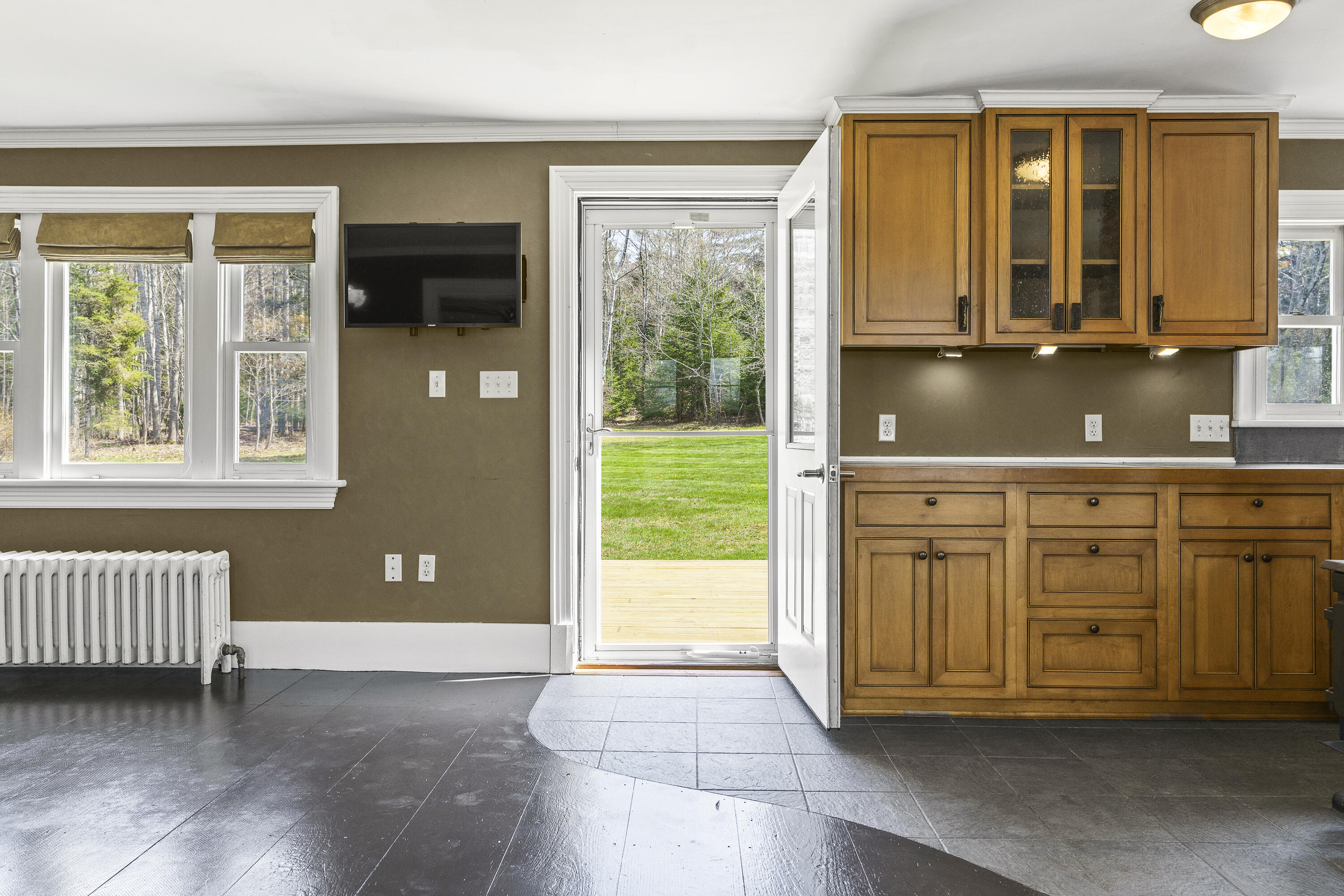 178 Huddle Road Bristol ME 04554