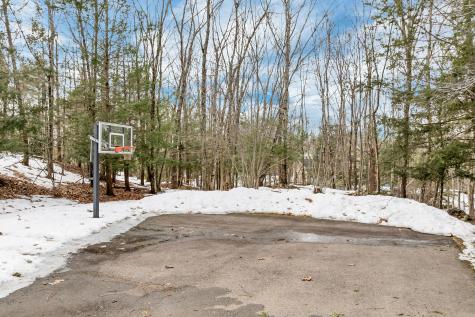 14 Payneton Hill Road York ME 03909