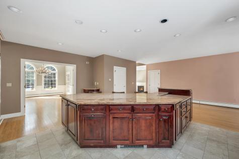 14 Payneton Hill Road York ME 03909