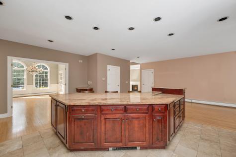 14 Payneton Hill Road York ME 03909